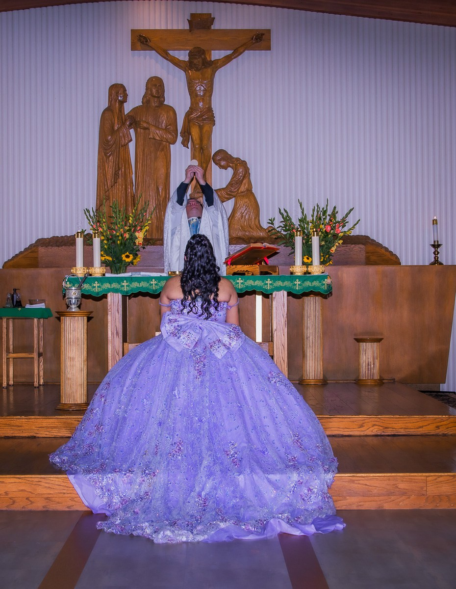 Monsely Bueno. Moriah Productions