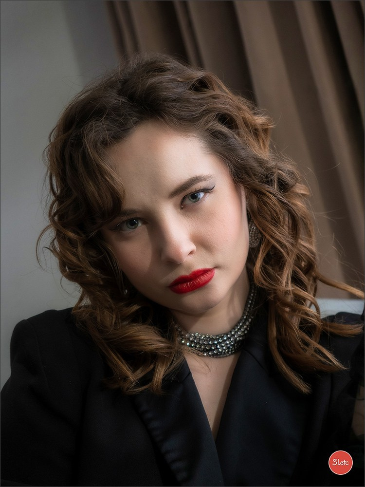 Jewelry in abundance. Photographe à Strasbourg | Portraits, Studio, Enfants, Événements