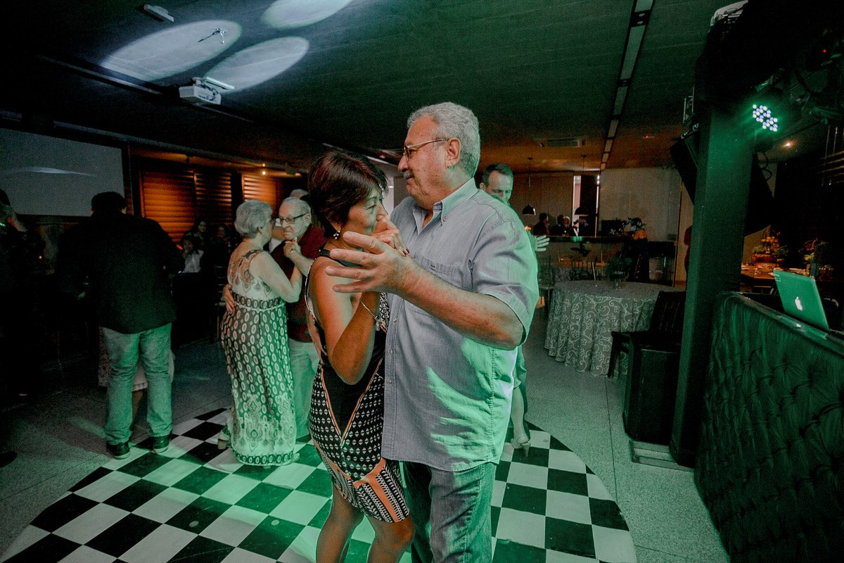 Waldeana - 70 anos. Fotógrafa de Eventos em São Paulo e Sorocaba Kika Damasceno