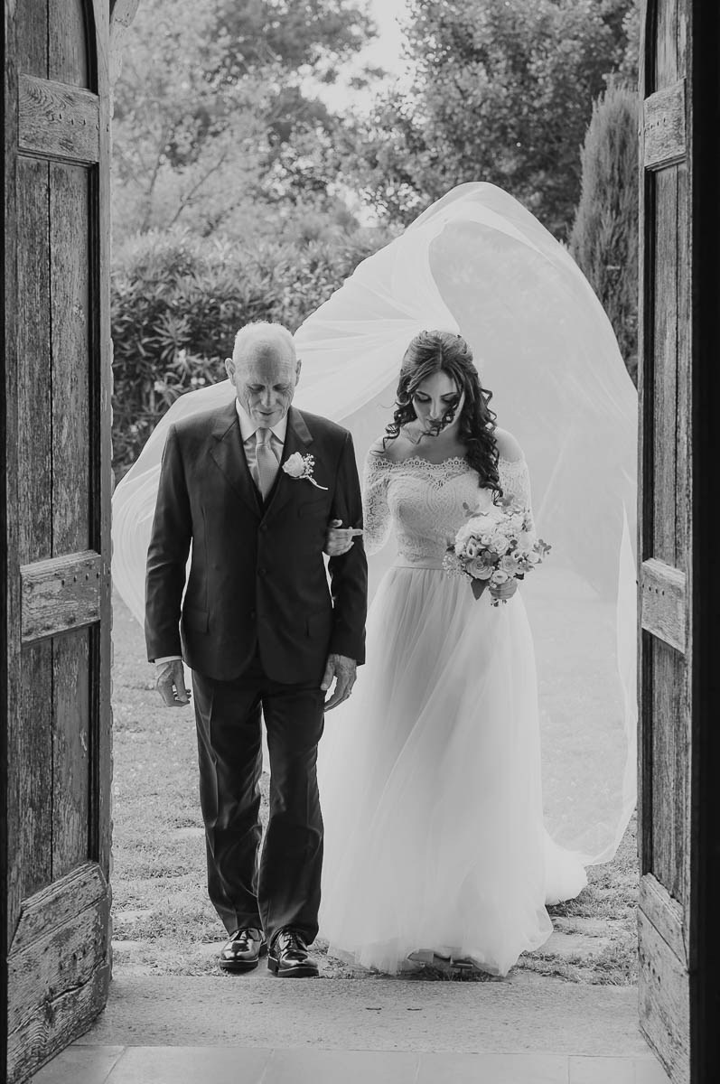 Miryam y Andrea. El Velo Blanco | Fotógrafos de Bodas en Barcelona y España