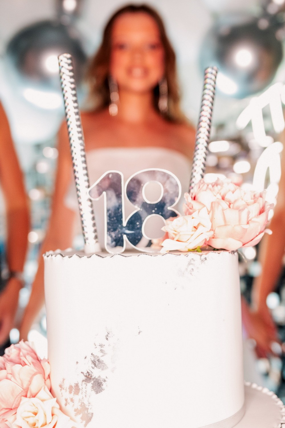 FOTOGRAFISANJE PUNOLETSTVA. Fotografi iz Backog Petrovca David i Andrea Stojanovic