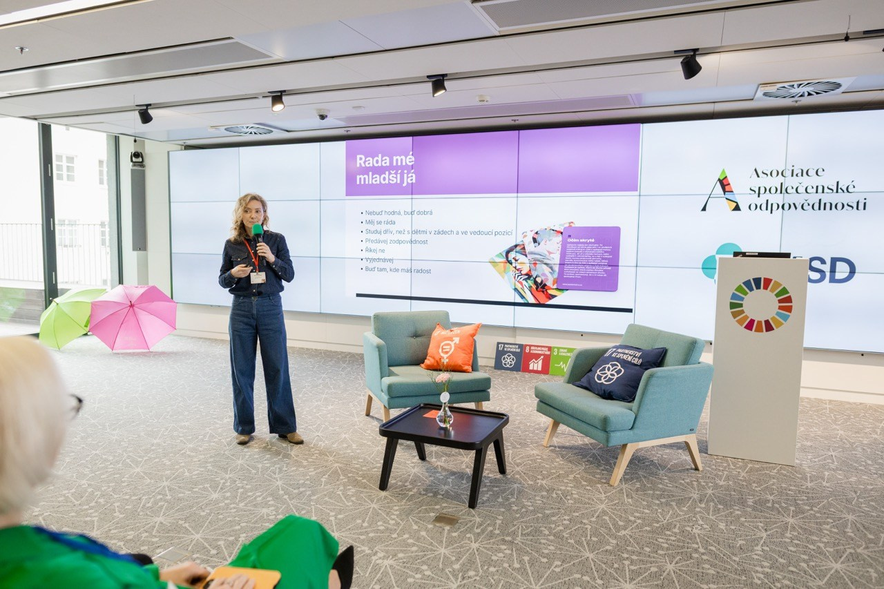 Dana Lišková - Event Photographer Prague - event photography  - conference photography - corporate events - corporate photography