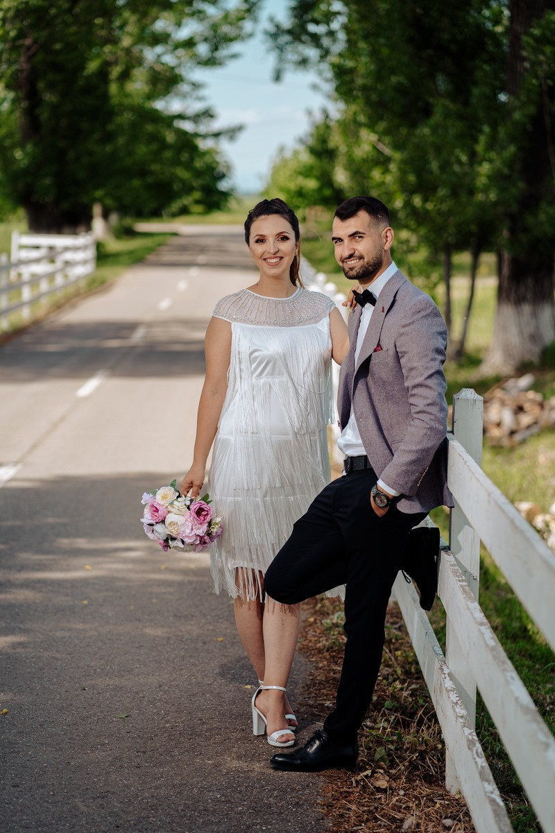 Cununie civila. Amy Foto