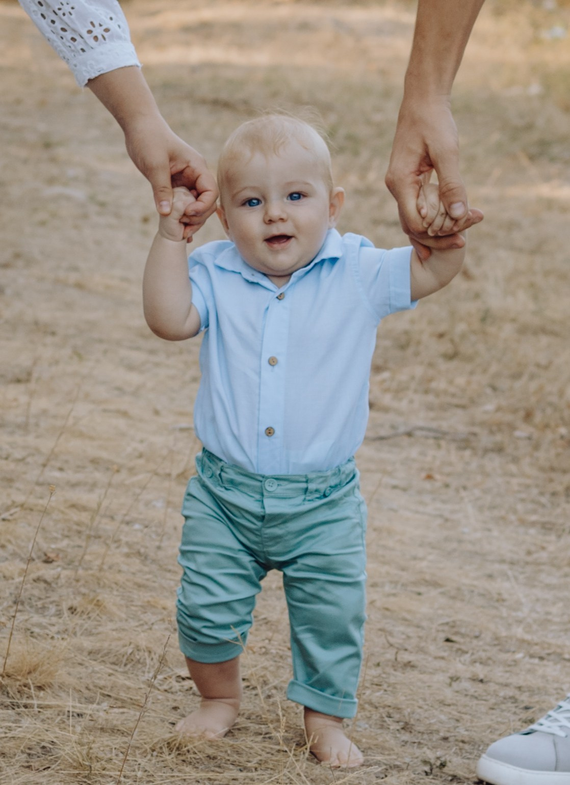 Beni & Adina. Wedding & couple photographer from Romania Rut Vetan