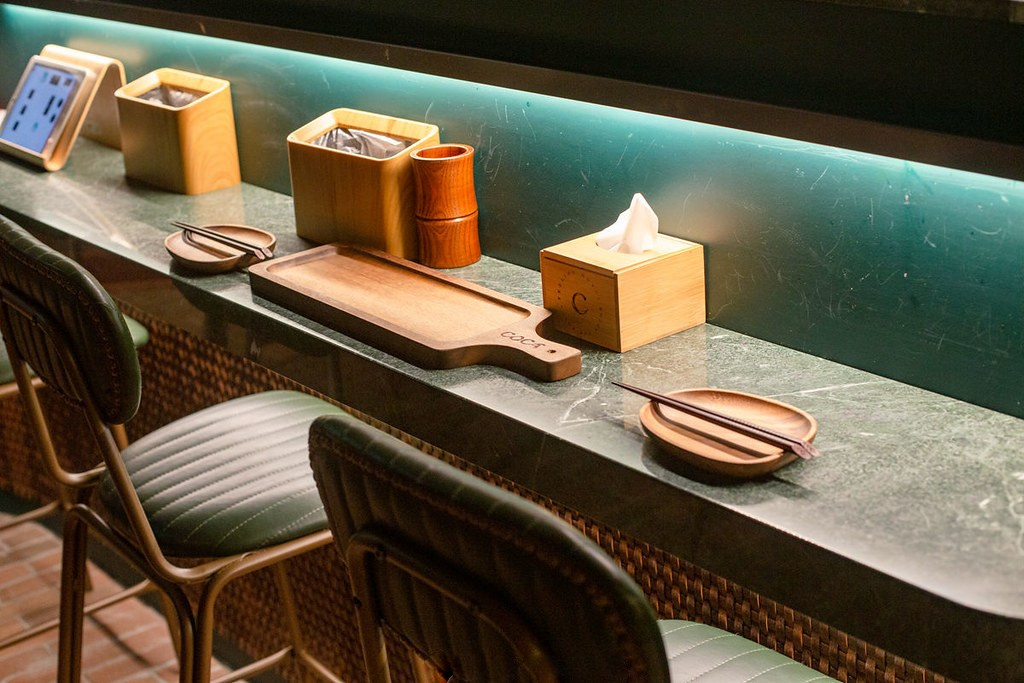 Coca Thai bistro. IHID studio