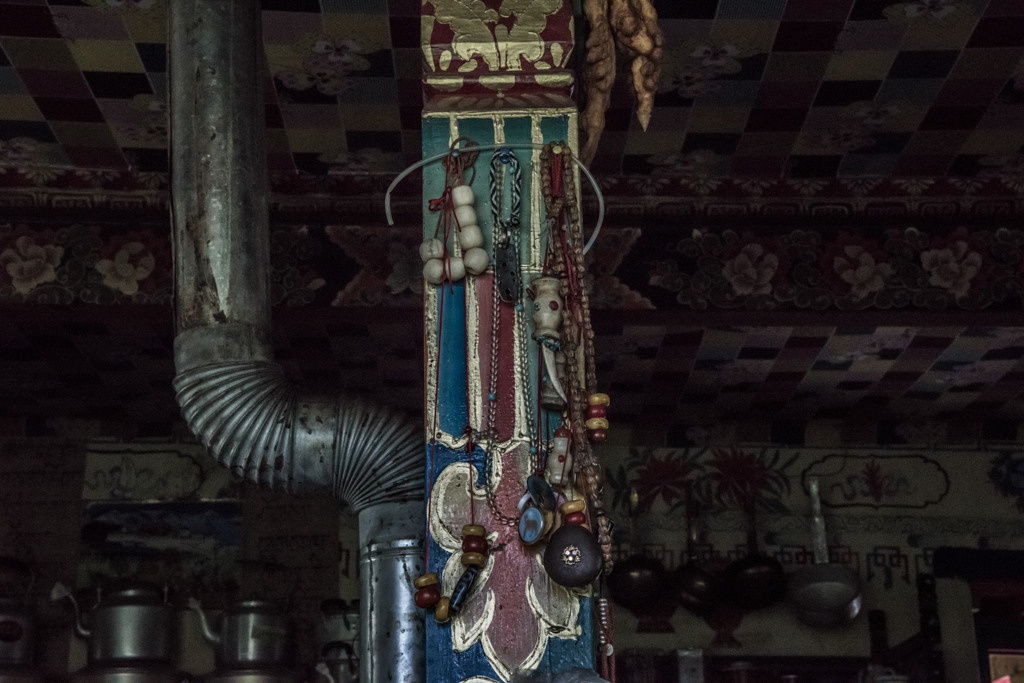 Himalayas and monasteries, Tibet. Bojana Žuža, photographer in Belgrade, Serbia
