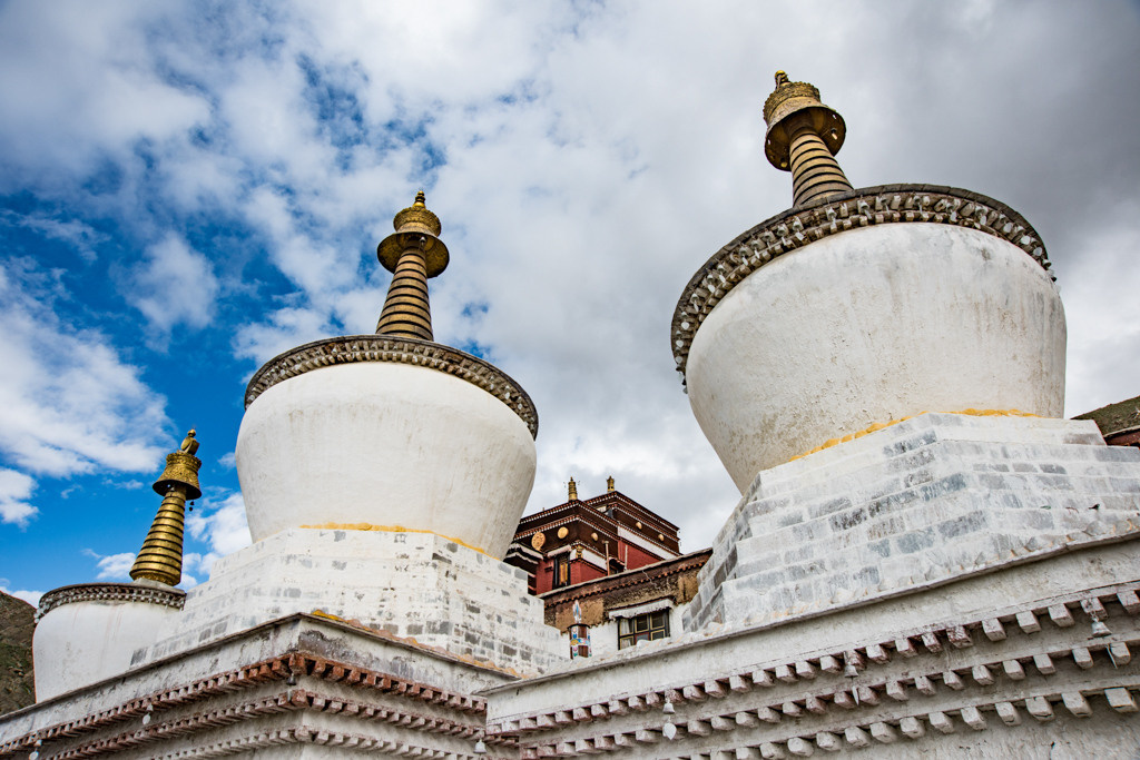 Himalayas and monasteries, Tibet. Bojana Žuža, photographer in Belgrade, Serbia
