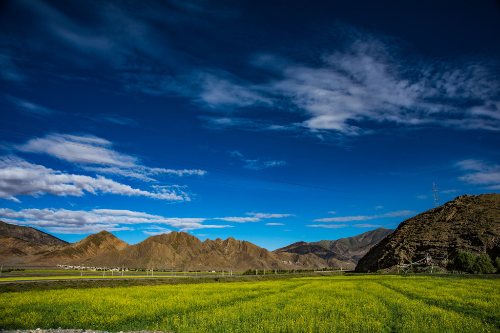 Himalayas and monasteries, Tibet. Bojana Žuža, photographer in Belgrade, Serbia