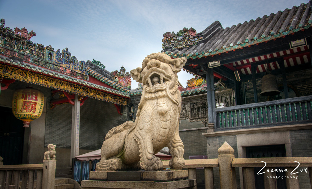 China. Bojana Žuža, photographer in Belgrade, Serbia