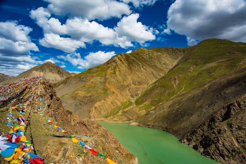 Himalayas and monasteries, Tibet. Bojana Žuža, photographer in Belgrade, Serbia