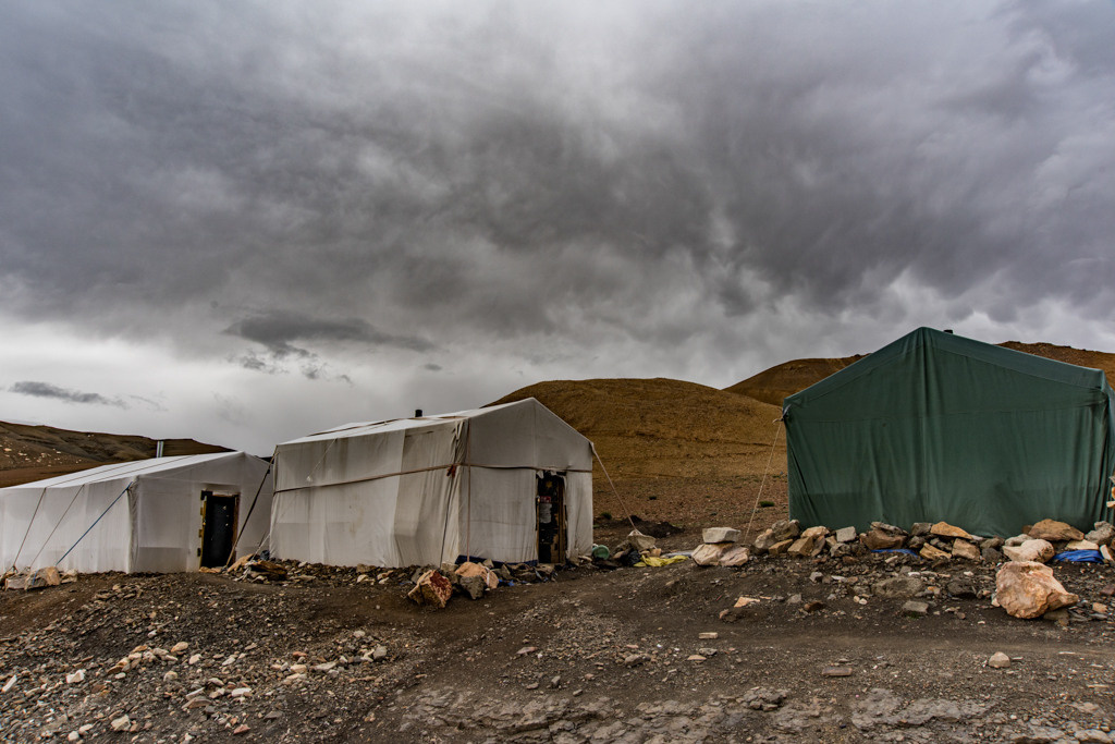 Himalayas and monasteries, Tibet. Bojana Žuža, photographer in Belgrade, Serbia
