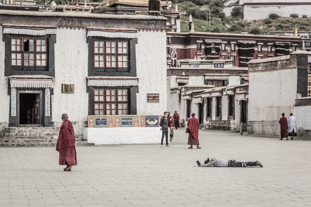 Himalayas and monasteries, Tibet. Bojana Žuža, photographer in Belgrade, Serbia