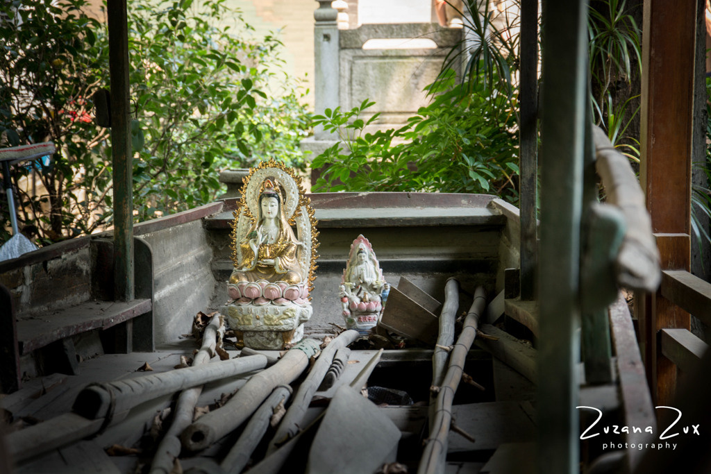 China. Bojana Žuža, photographer in Belgrade, Serbia