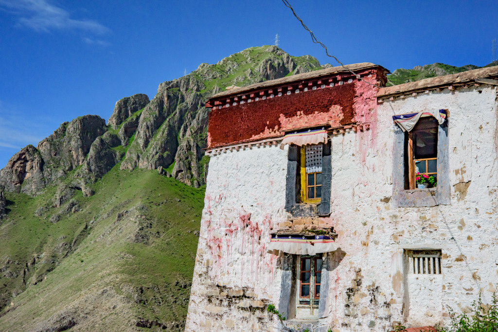 Lhasa, Tibet. Bojana Žuža, photographer in Belgrade, Serbia