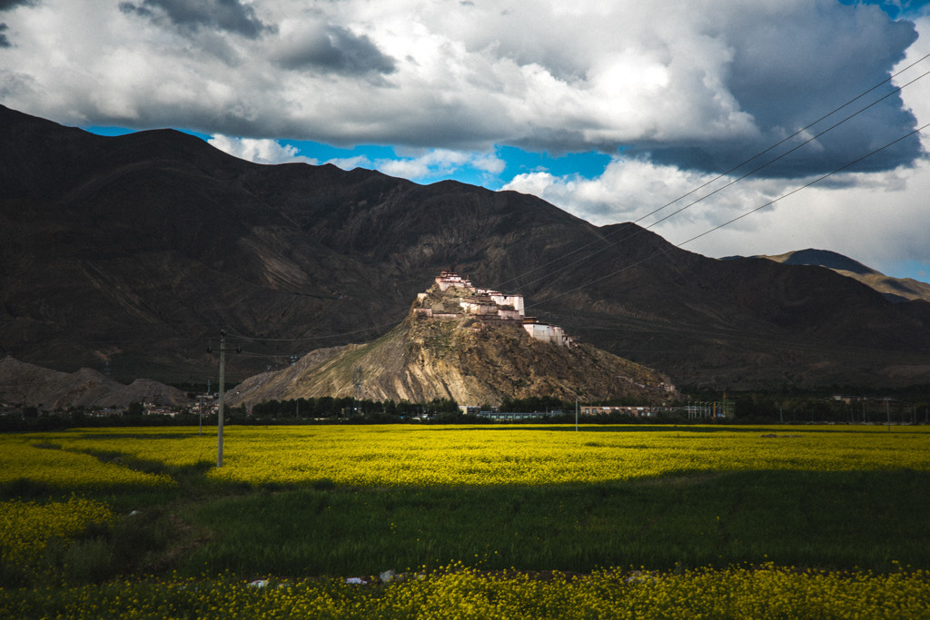 Himalayas and monasteries, Tibet. Bojana Žuža, photographer in Belgrade, Serbia