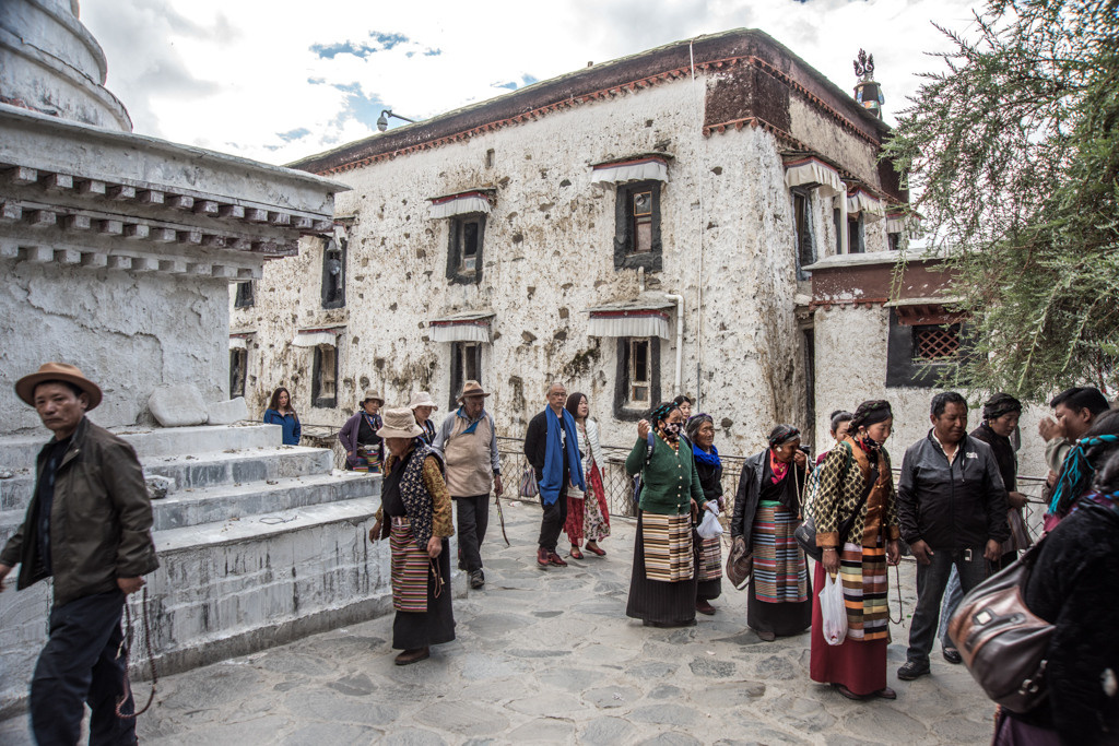 Himalayas and monasteries, Tibet. Bojana Žuža, photographer in Belgrade, Serbia