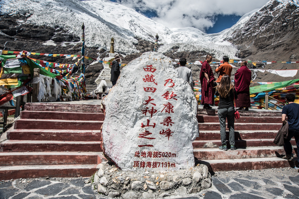 Himalayas and monasteries, Tibet. Bojana Žuža, photographer in Belgrade, Serbia