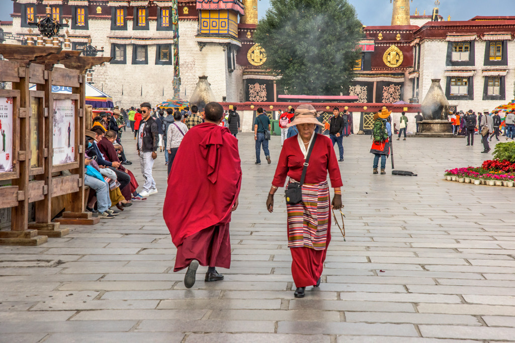 Lhasa, Tibet. Bojana Žuža, photographer in Belgrade, Serbia
