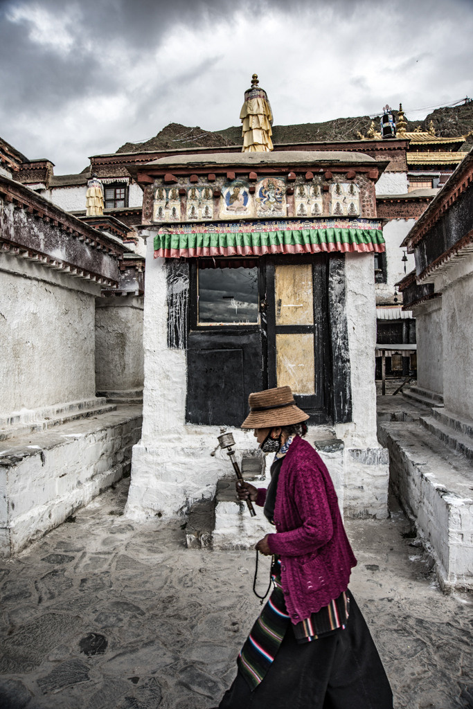 Himalayas and monasteries, Tibet. Bojana Žuža, photographer in Belgrade, Serbia