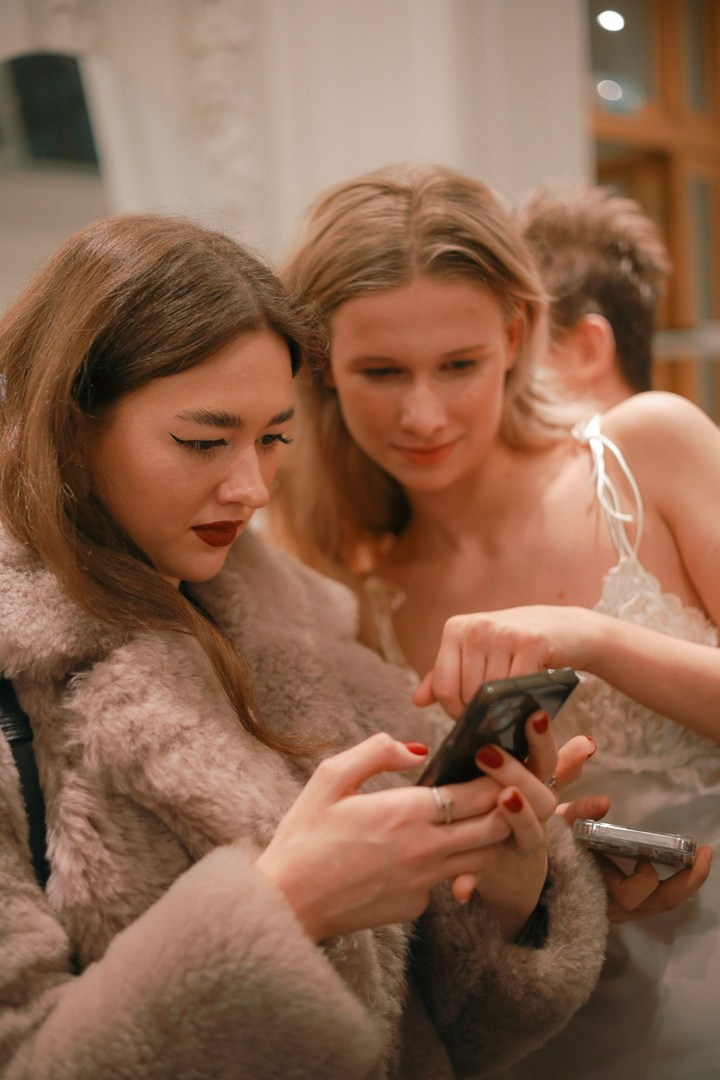 Backstage. Samid Ali