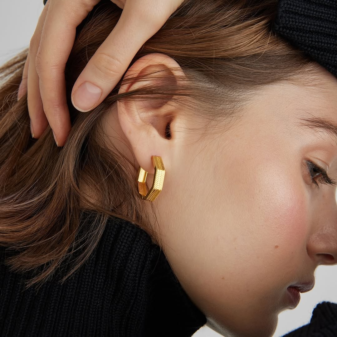 London Fashion & Beauty Photographer | Editorial, Studio & Campaign Photography — Jay Soundo. London Fashion & Portrait Photographer | Fashion Photoshoots, Lifestyle & Commercial Photography