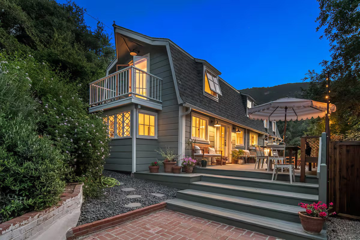 Return to Yourself Weekend — женский ретрит в Лос-Анджелесе | 22–24 февраля 2026. About you club | Женский клуб | Встречи | Ретриты 📍 Лос Анджелес