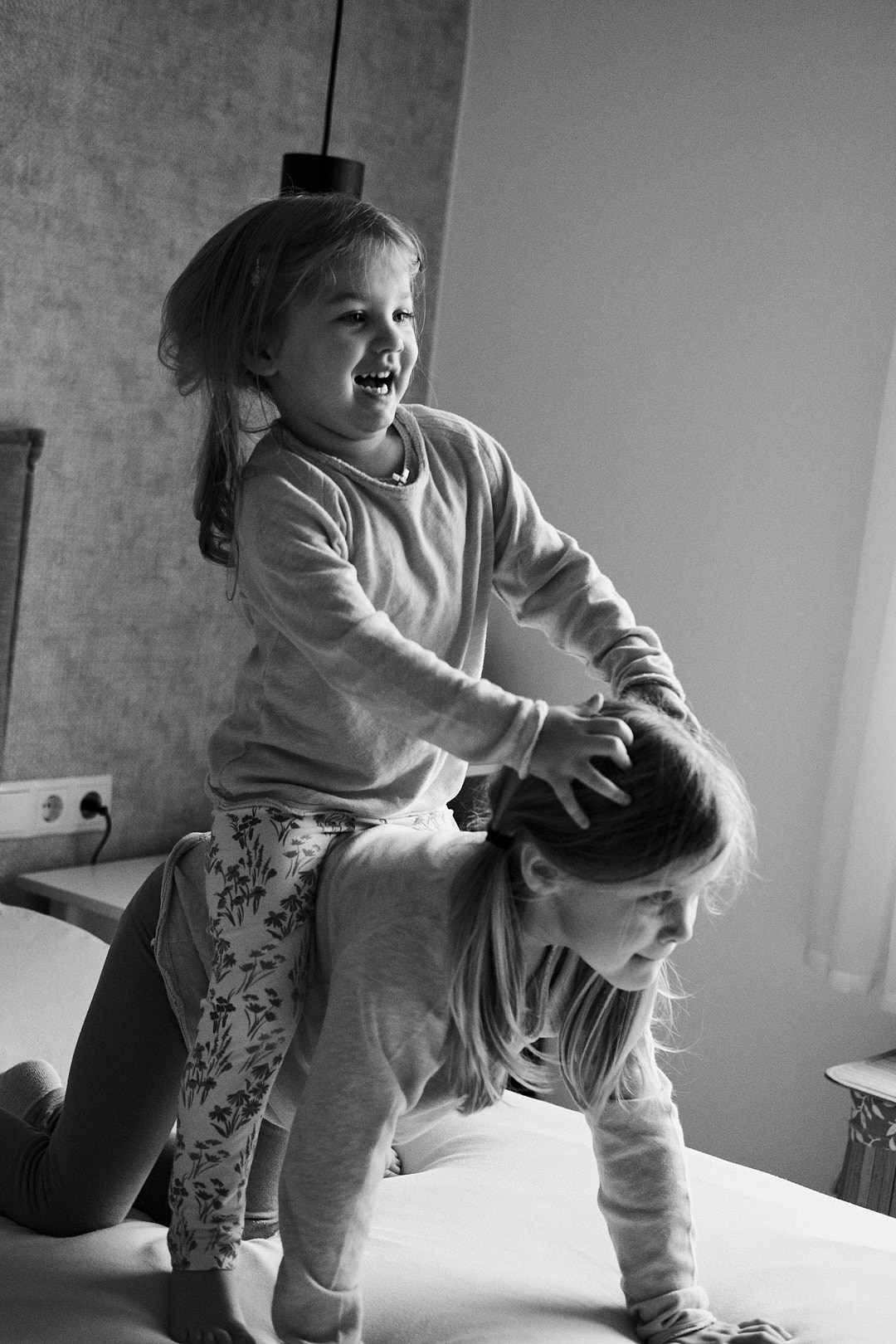 Felicitas & ihre Töchter. Valeriya Rudolph: Familien & Business Fotografin aus Karlsruhe