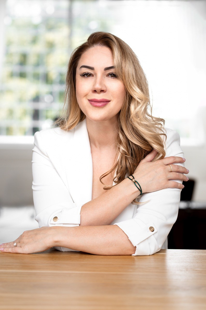 Dana Lišková - Portrétní a brandová fotografka Praha - focení portrétů Praha