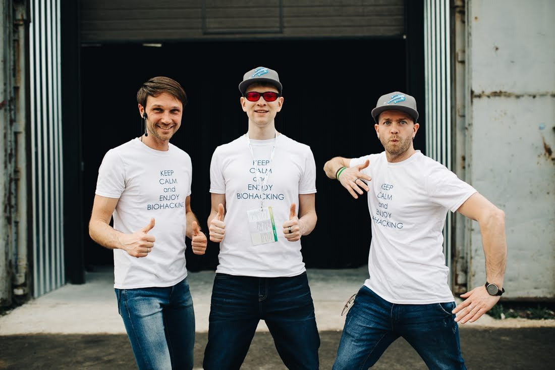 Biohakeru konference 2019 RISEBA hallē par miegu, uzturu, gavēšanu, rū