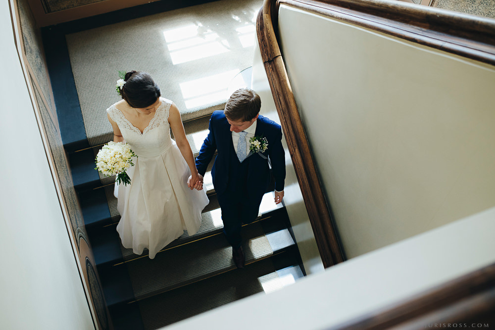 Agenturas Mīlestība organizētās kāzas Kuldīgā, balta volga un svinības