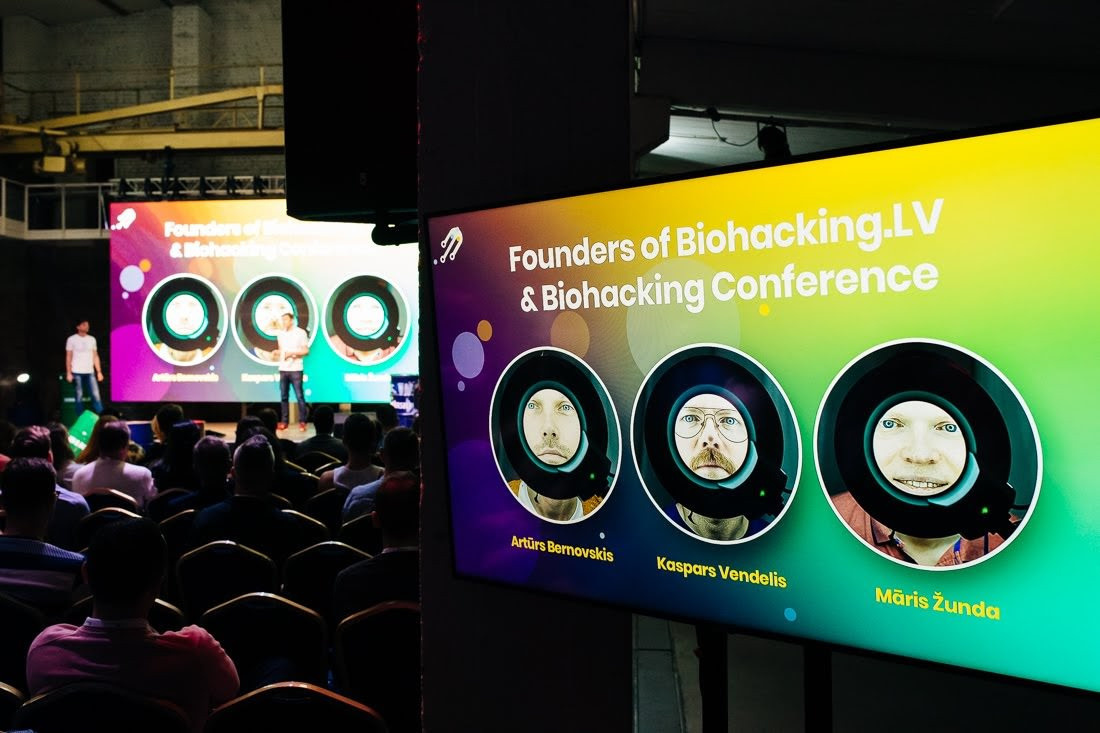 Biohakeru konference 2019 RISEBA hallē par miegu, uzturu, gavēšanu, rū