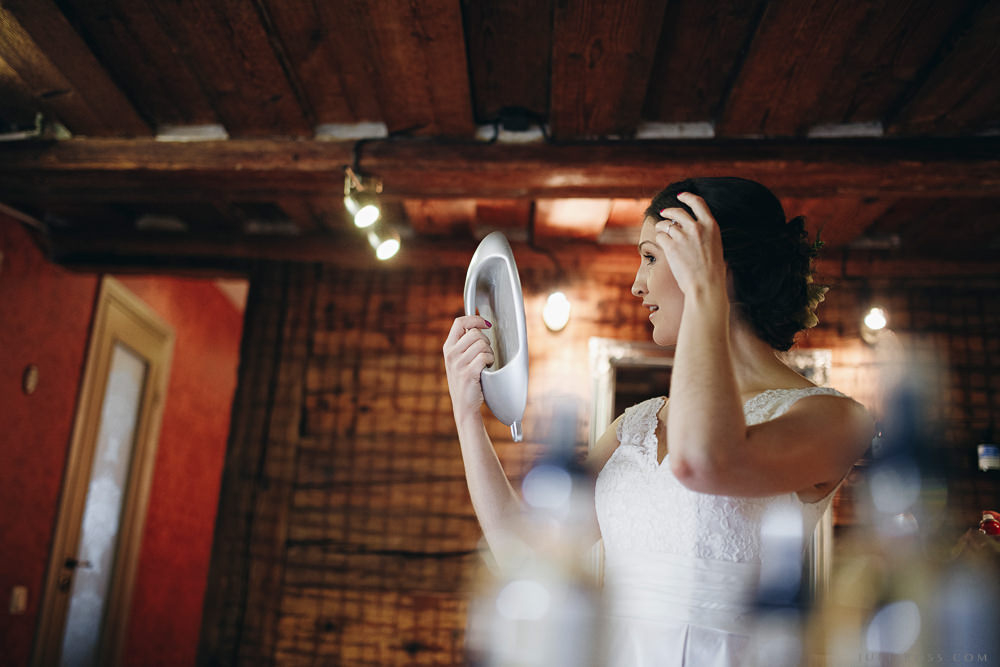 Agenturas Mīlestība organizētās kāzas Kuldīgā, balta volga un svinības