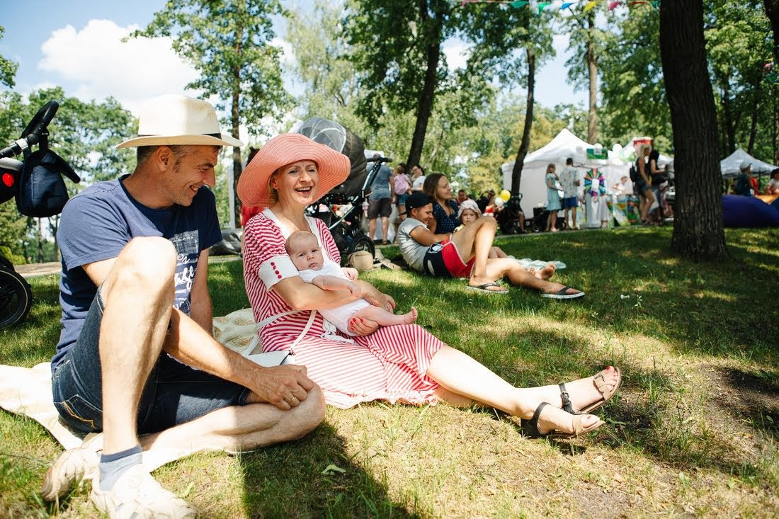 Māmiņu Kluba vasaras festivāla 2019 foto reportāža Ziemeļblāzmas parkā