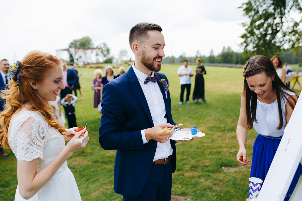 Kāzu diena ar lavandas aromātu Vidzemes lavandu audzētavā un svinības