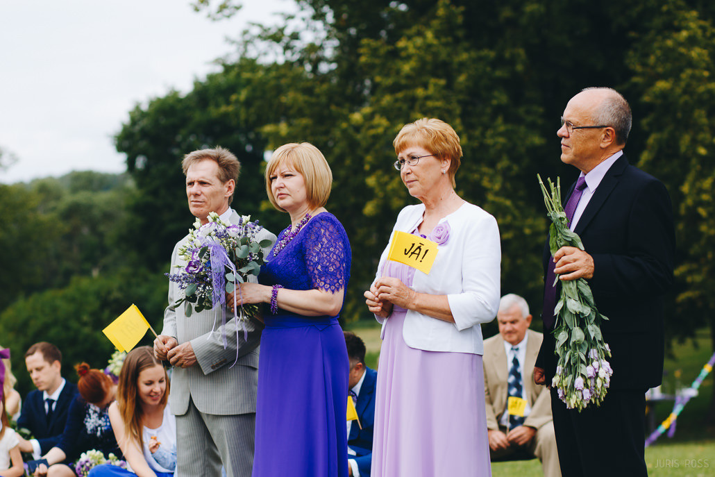 Kāzu diena ar lavandas aromātu Vidzemes lavandu audzētavā un svinības