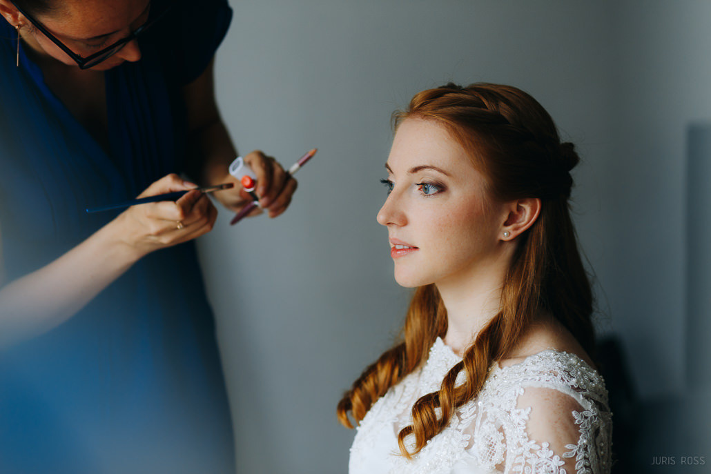 Kāzu diena ar lavandas aromātu Vidzemes lavandu audzētavā un svinības