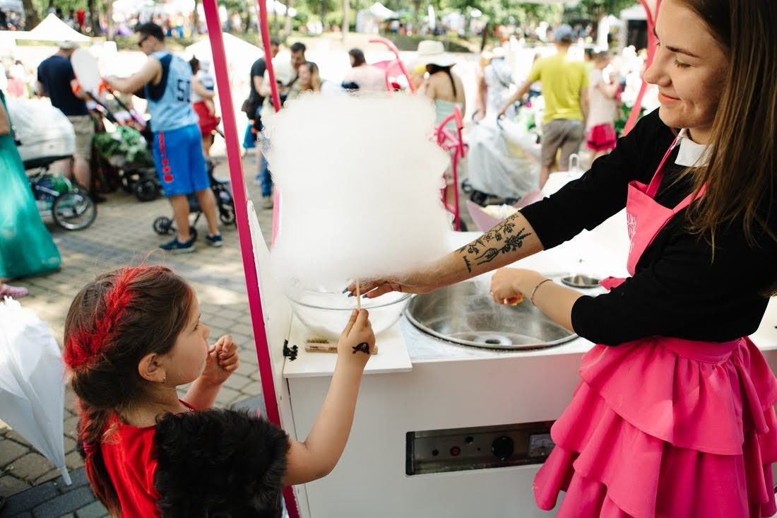 Māmiņu Kluba vasaras festivāla 2019 foto reportāža Ziemeļblāzmas parkā