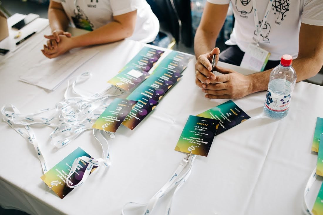 Biohakeru konference 2019 RISEBA hallē par miegu, uzturu, gavēšanu, rū