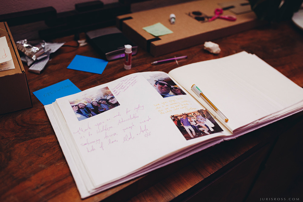 Agenturas Mīlestība organizētās kāzas Kuldīgā, balta volga un svinības