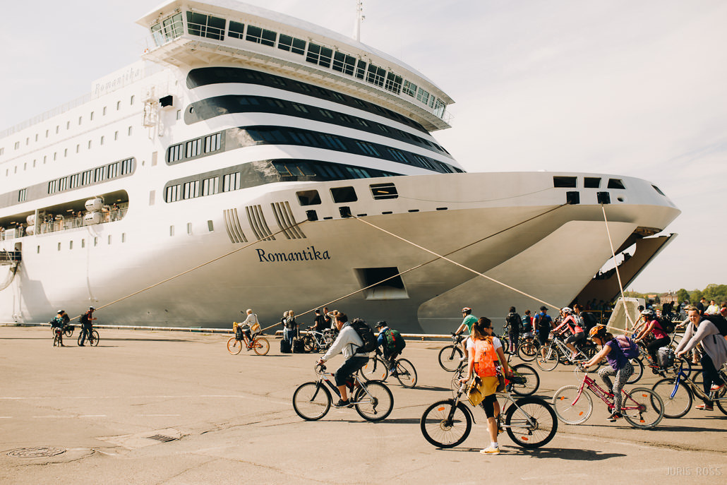 Gandrs rīkotajs velokruīzu uz Stokholmu ar Tallink Romantika kuģi