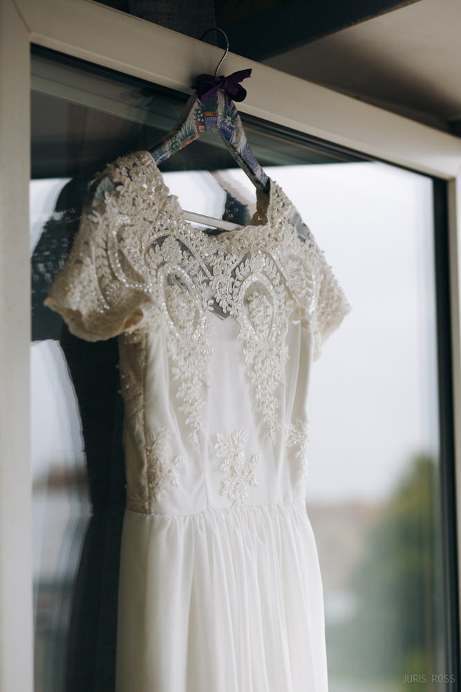 Kāzu diena ar lavandas aromātu Vidzemes lavandu audzētavā un svinības