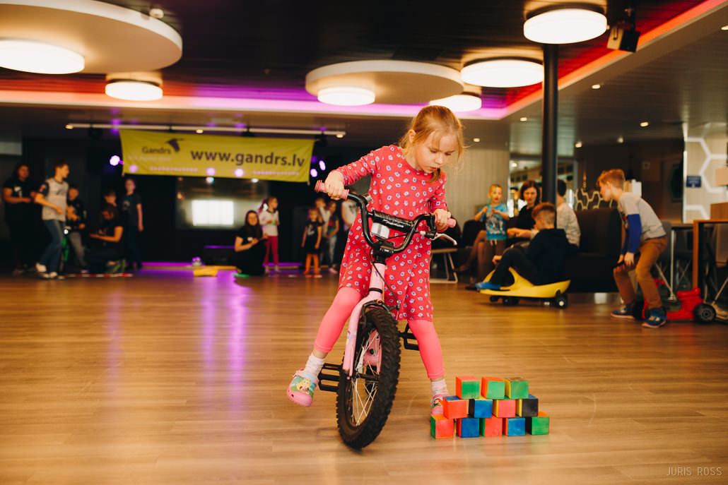 Gandrs rīkotajs velokruīzu uz Stokholmu ar Tallink Romantika kuģi