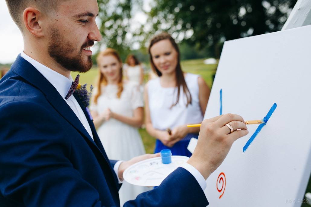 Kāzu diena ar lavandas aromātu Vidzemes lavandu audzētavā un svinības