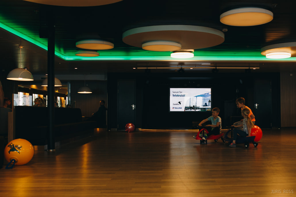 Gandrs rīkotajs velokruīzu uz Stokholmu ar Tallink Romantika kuģi