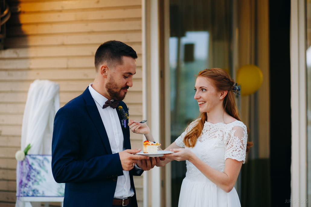 Kāzu diena ar lavandas aromātu Vidzemes lavandu audzētavā un svinības