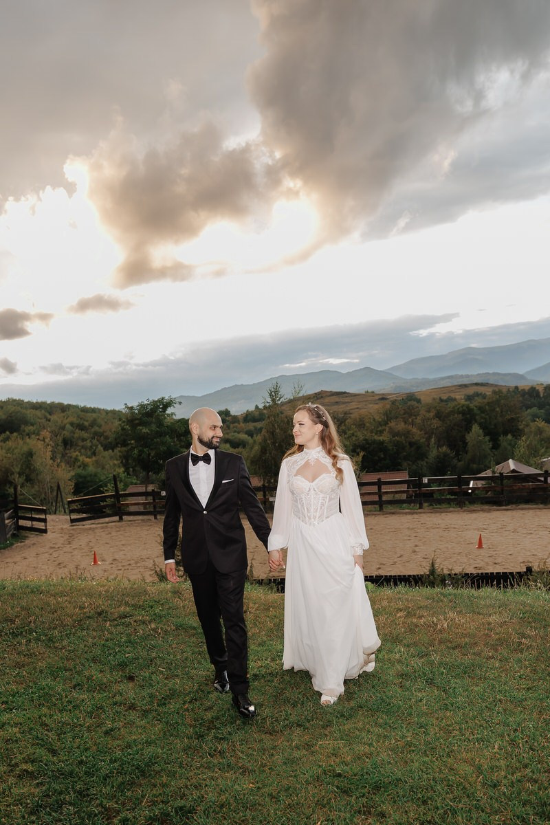 Paula + Robert. Wedding Photographer in Bucharest — Manu Ivanciu