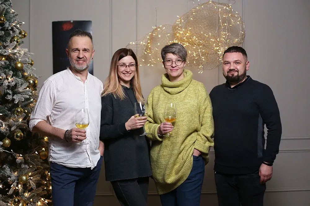 Открытие выставки Романа Рыбалёва «Календарь 2022». Школа Фотографии Романа Рыбалёва. Город Кишинёв, Молдова