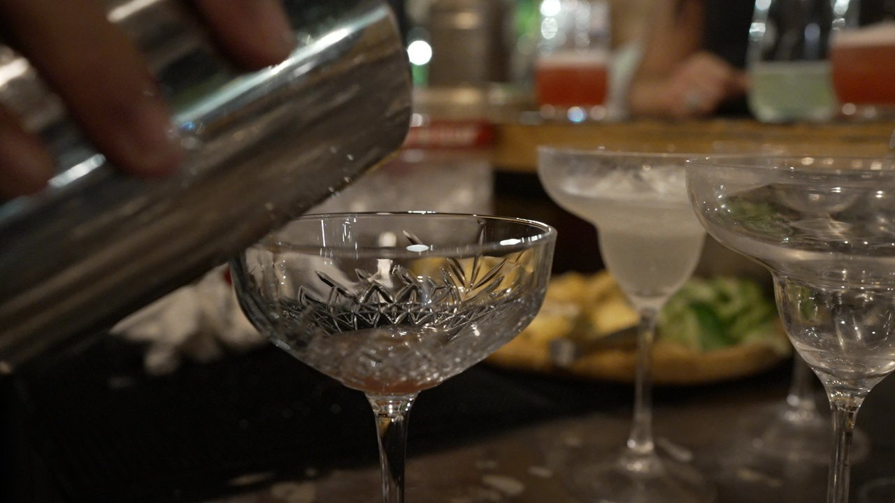 VIA / BASICO. Wedding and events photographers Studio Shalom