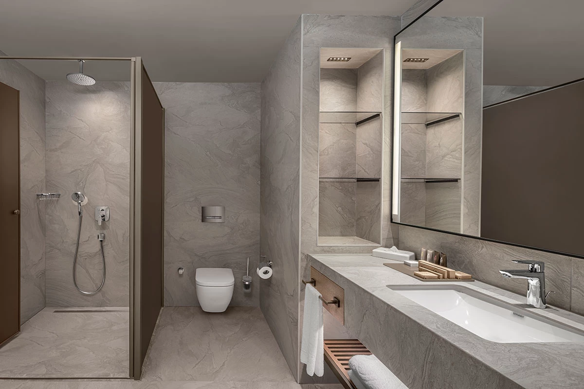 NG PHASELIS BAY. Lero Photographer and a set designer|individual custom portrait and advertising photography in Zutphen