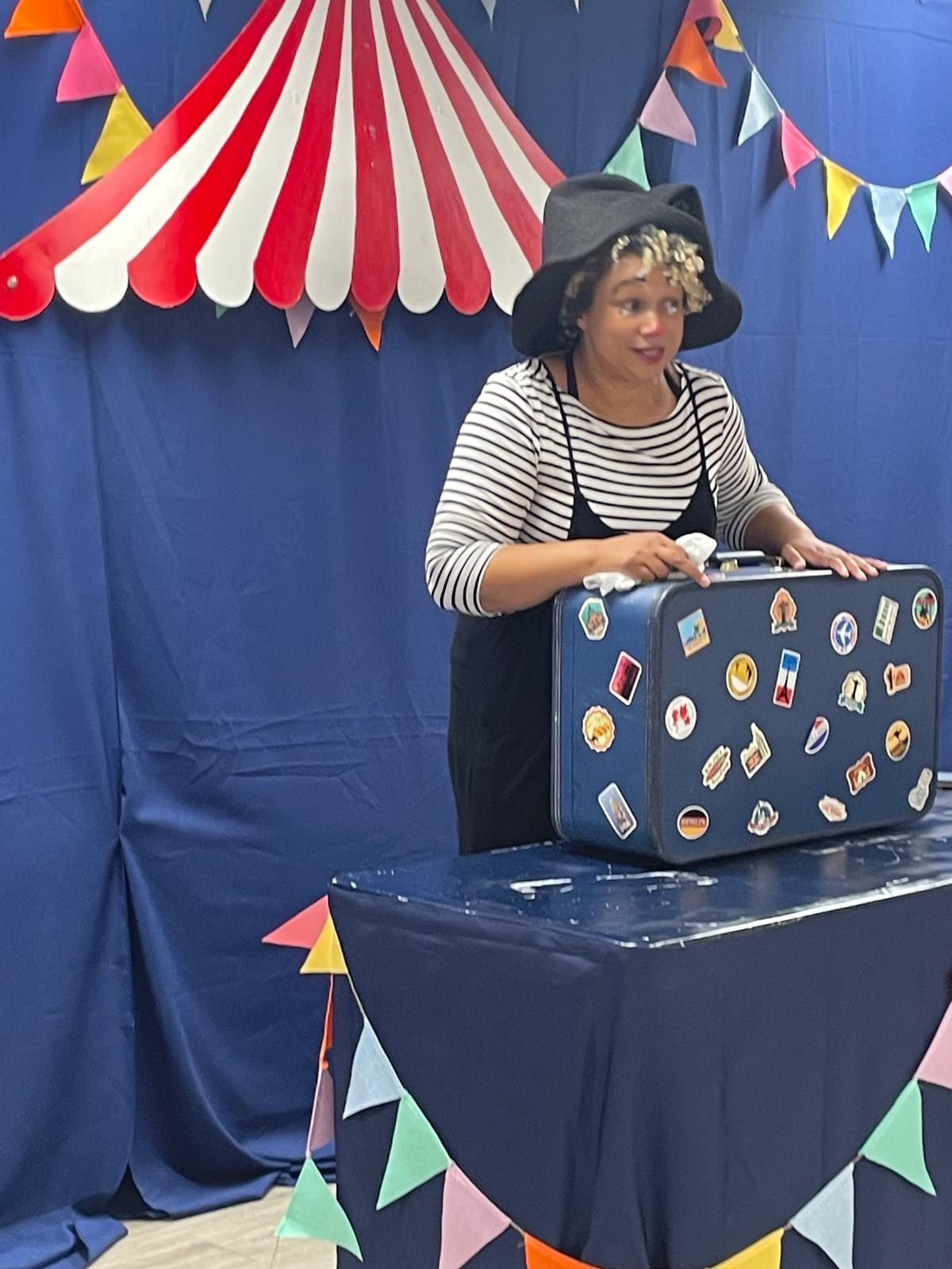 Puppet Circus. Little Light Theatre